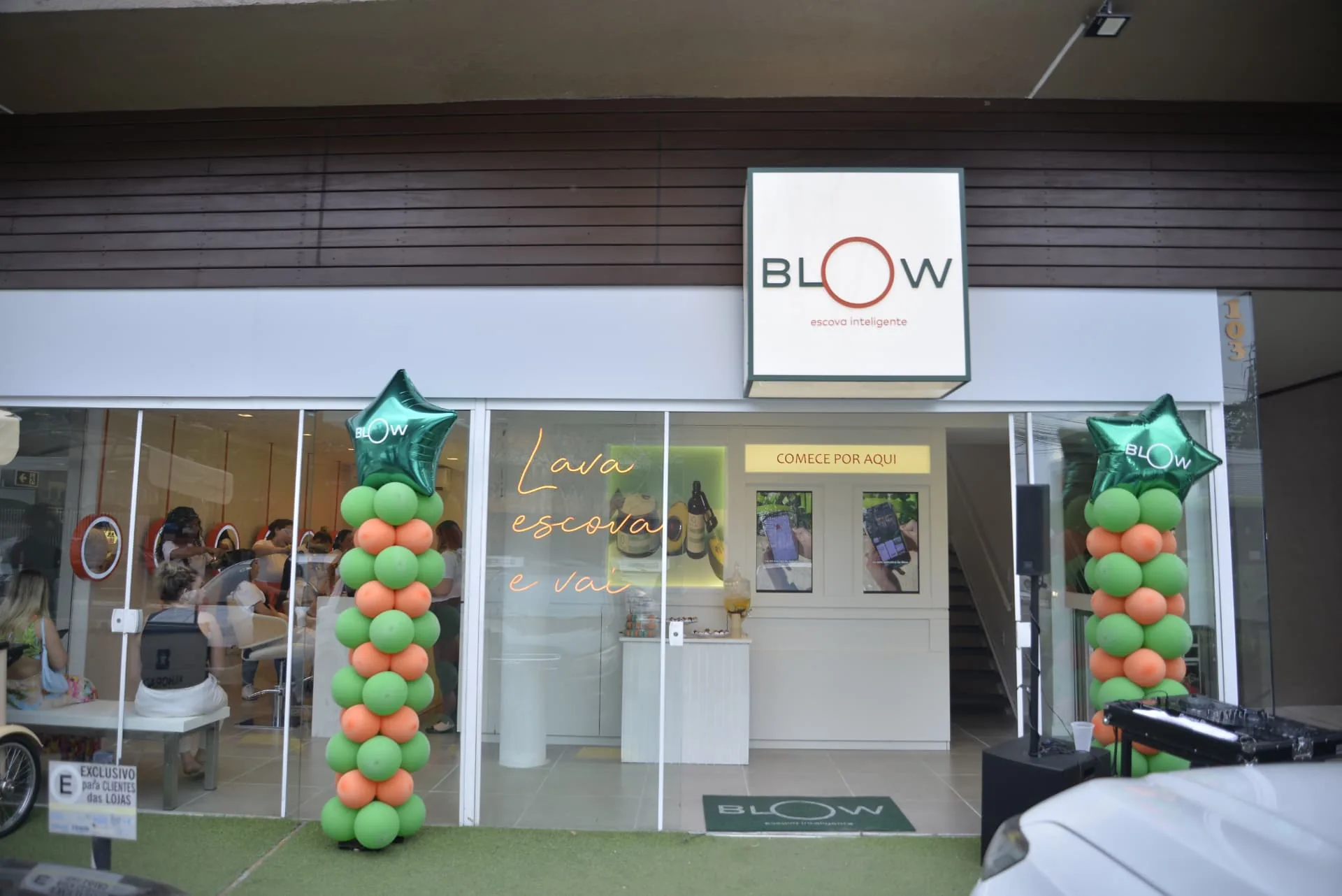 Fachada de uma unidade bLOw